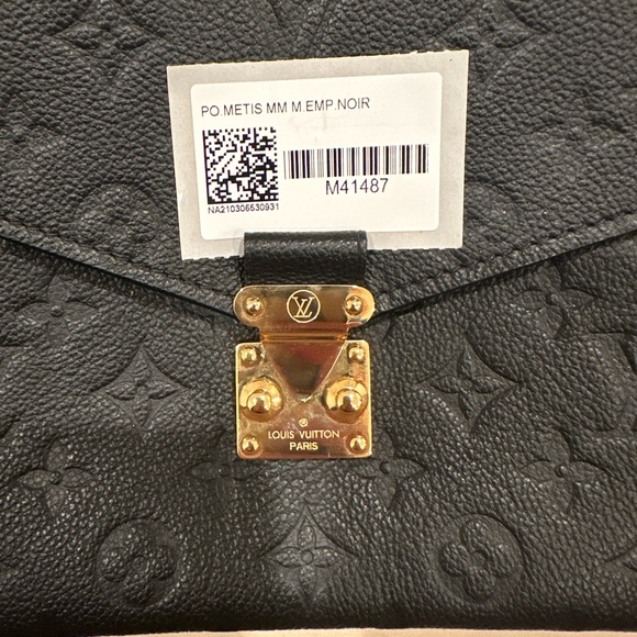 monogram empreinte pochette noir louis vuitton